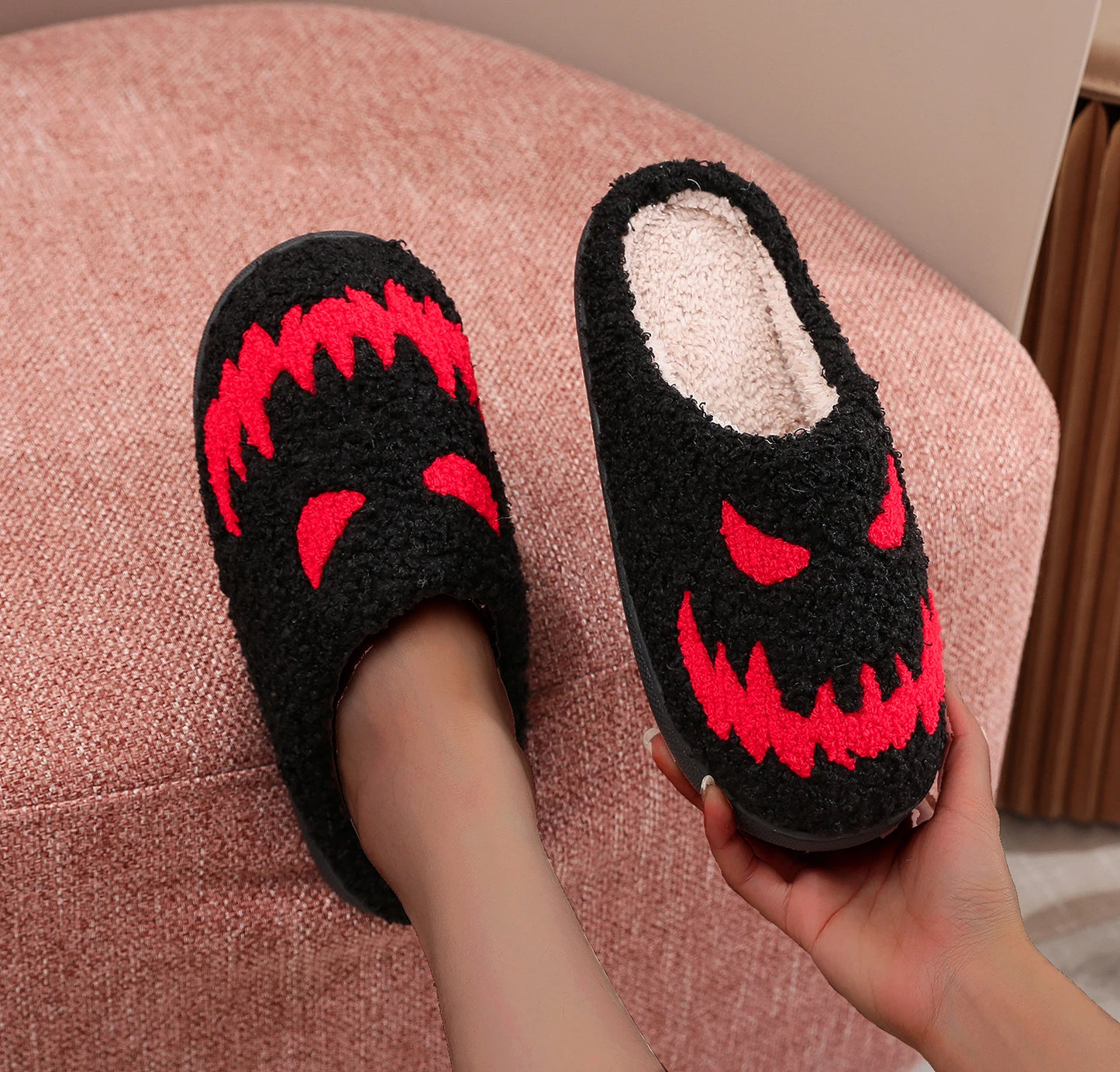 Red magic pattern cotton slippers non-slip thick bottom wool cotton slippers