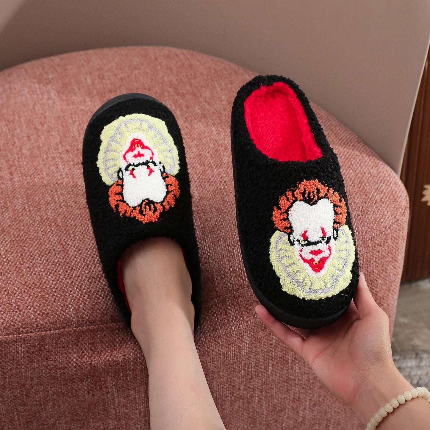 Black Halloween Horror Clown Pattern Embroidered Thick-Soled Comfortable Slippers