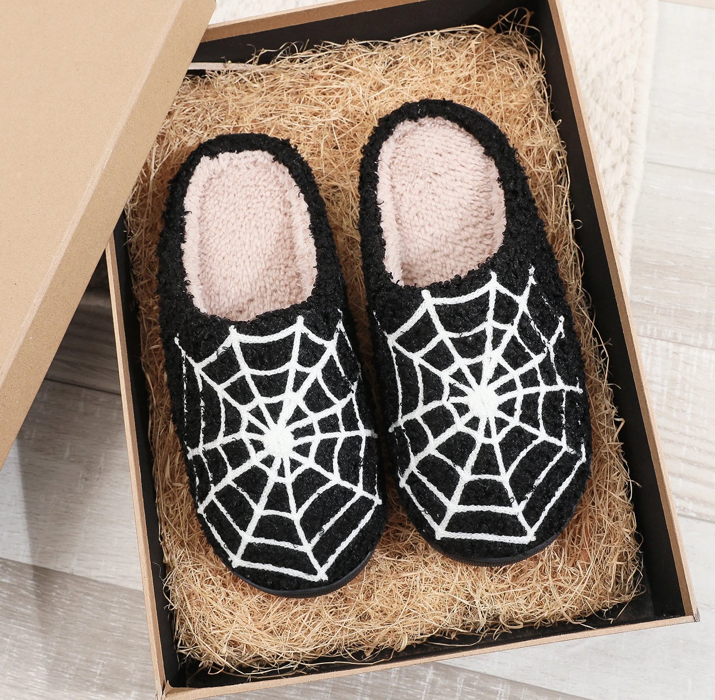Halloween Spider Web Pattern Horror  Fashion Embroidered Thick-Soled Comfortable Woolen Cotton Slippers