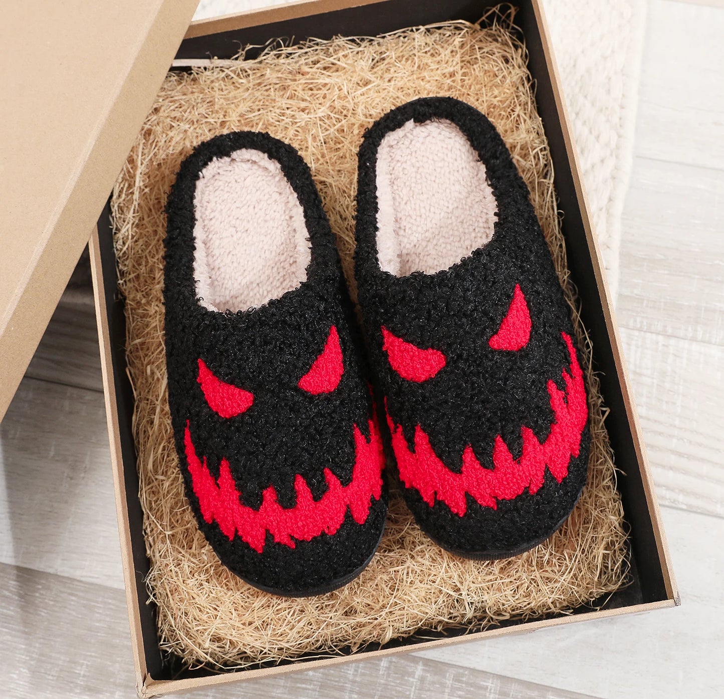 Red magic pattern cotton slippers non-slip thick bottom wool cotton slippers