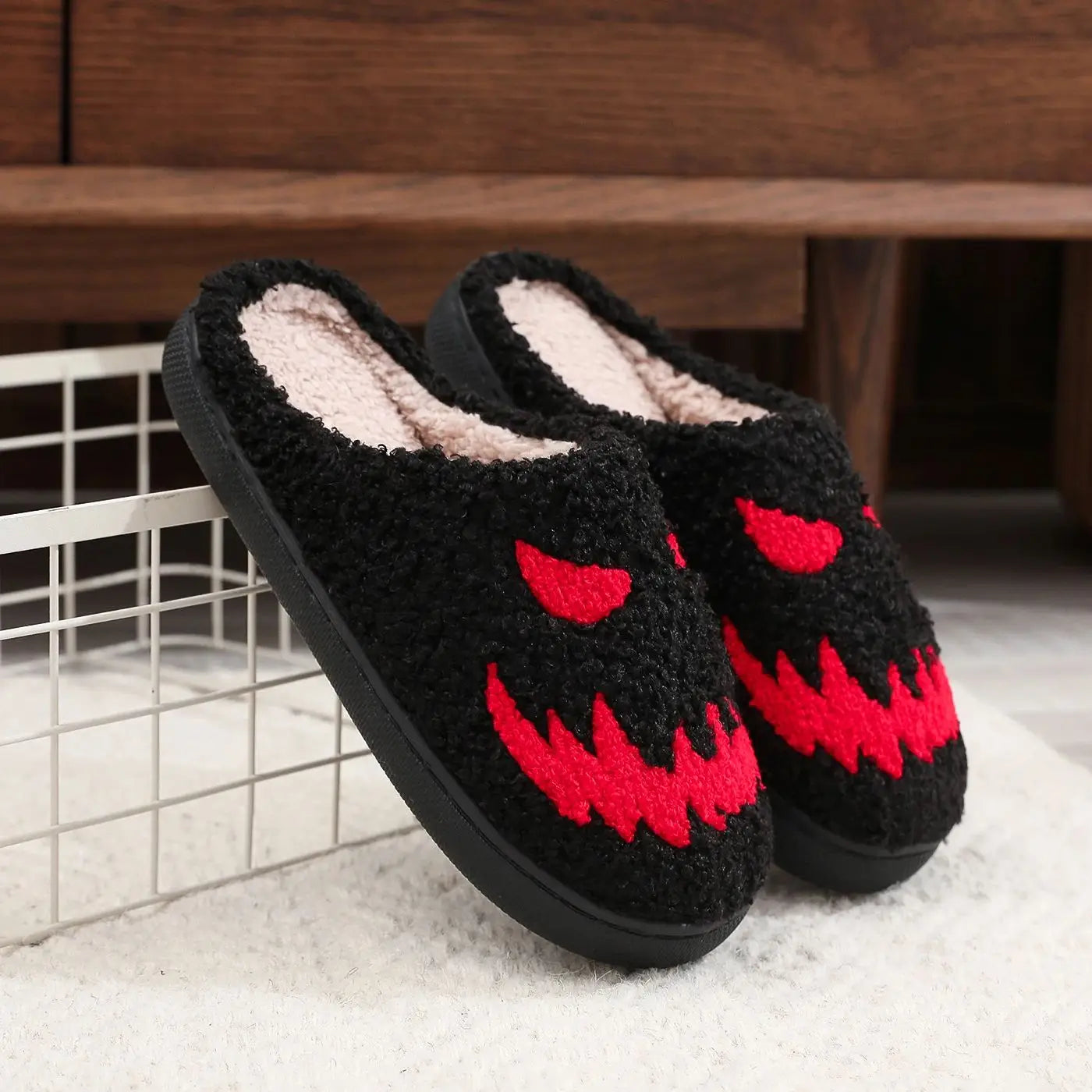 Red magic pattern cotton slippers non-slip thick bottom wool cotton slippers