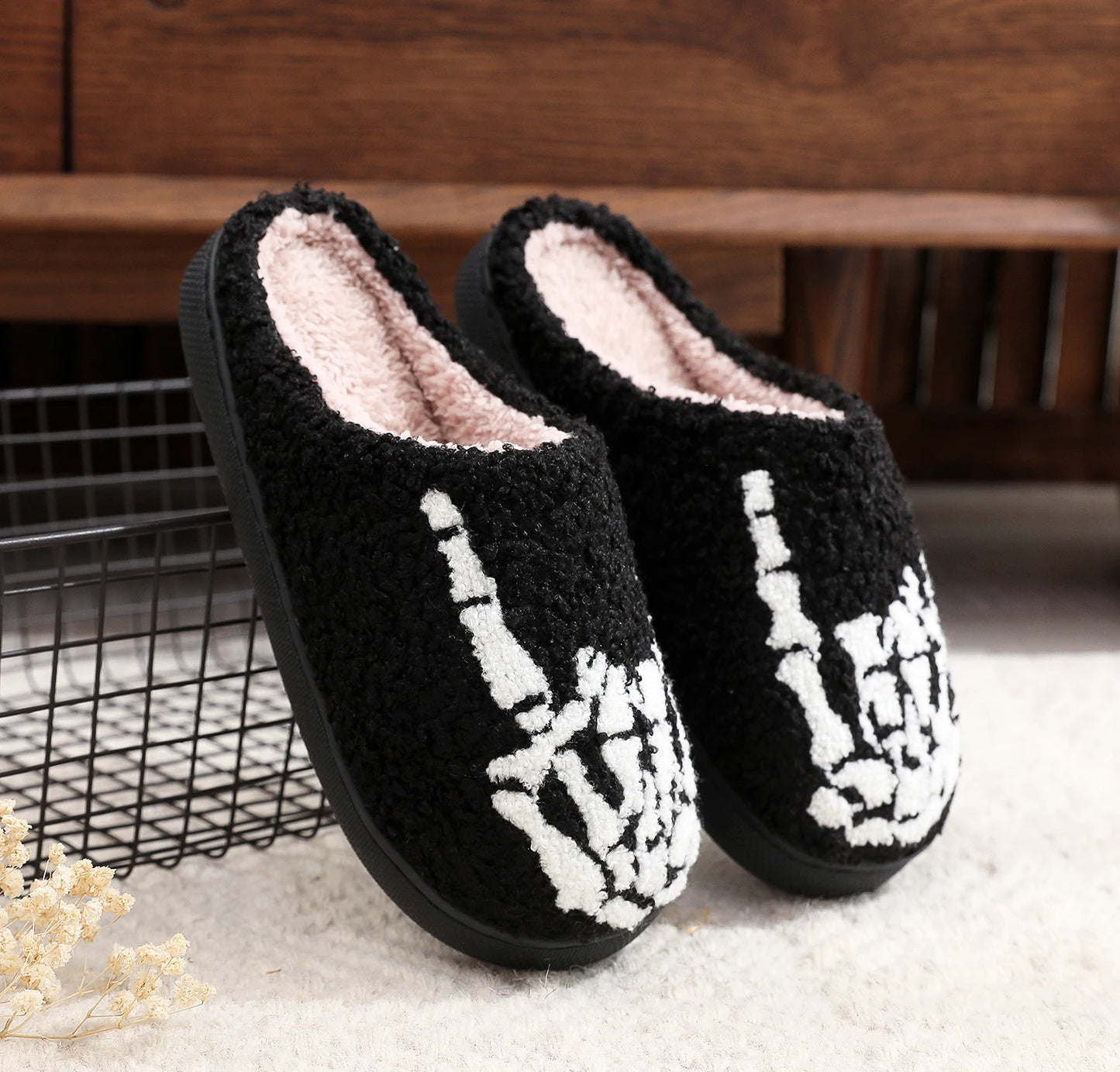 Skull Finger Pattern Skull  Thick-Soled Comfortable Woolen Cotton Slippers